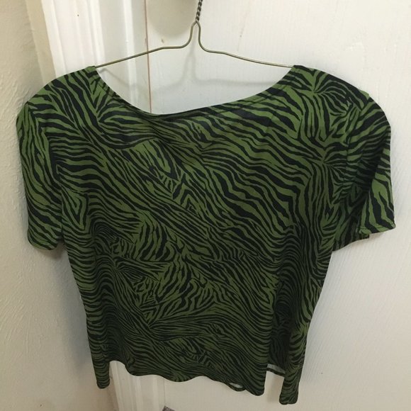 Blouses - Picture 3 of 5